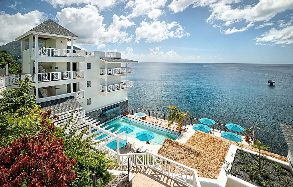 Fort Young Hotel & Dive Resort is built into an 18th Century fortress that overlooks the Caribbean. Fort Young Hotel & Dive Resort is built into an 18th Century fortress that overlooks the Caribbean.