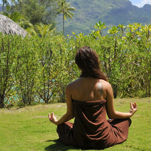 Yoga in Tahiti